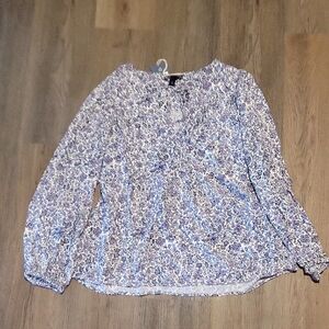 Universal Thread Blue and White Floral Blouse